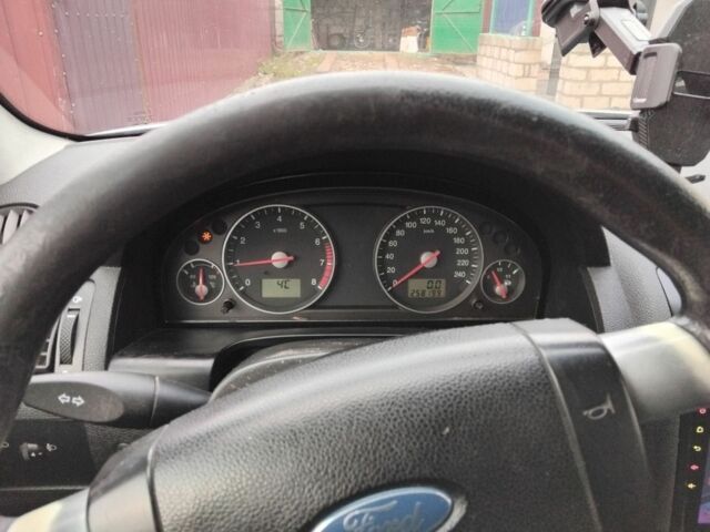 Синий Форд Мондео, объемом двигателя 1.8 л и пробегом 258 тыс. км за 3500 $, фото 2 на Automoto.ua