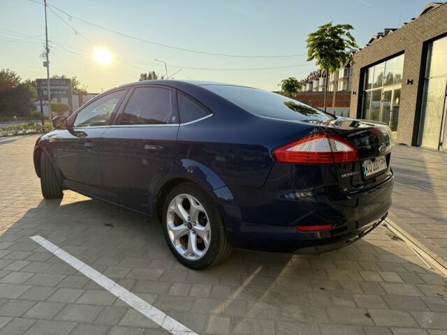 Синій Форд Мондео, об'ємом двигуна 2 л та пробігом 257 тис. км за 5600 $, фото 8 на Automoto.ua