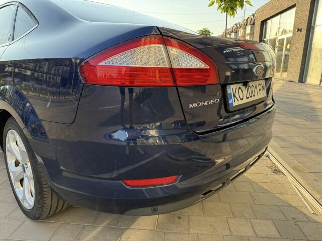 Синій Форд Мондео, об'ємом двигуна 2 л та пробігом 257 тис. км за 5600 $, фото 12 на Automoto.ua