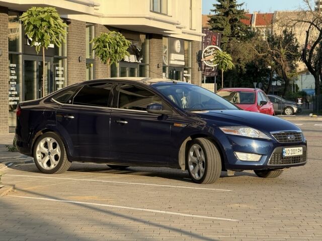 Синій Форд Мондео, об'ємом двигуна 2 л та пробігом 257 тис. км за 5600 $, фото 2 на Automoto.ua