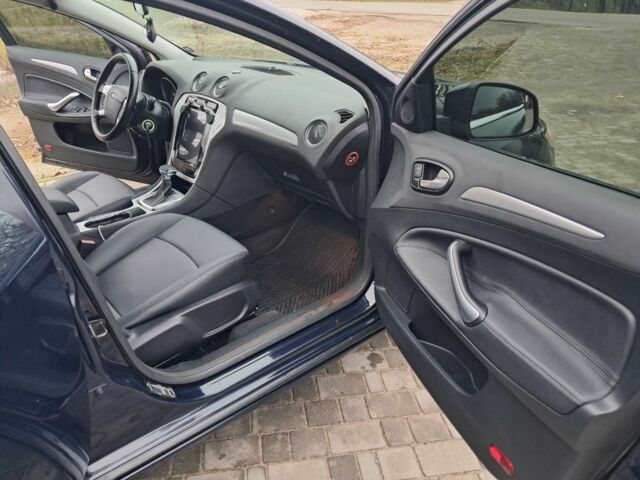 Синий Форд Мондео, объемом двигателя 2 л и пробегом 265 тыс. км за 7200 $, фото 14 на Automoto.ua