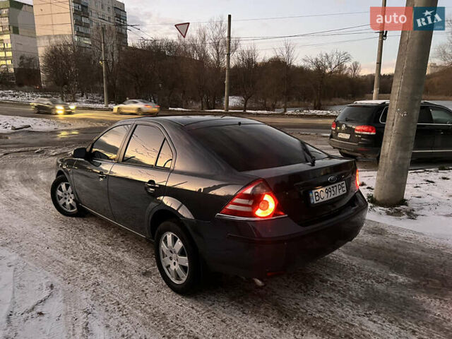 Синий Форд Мондео, объемом двигателя 2 л и пробегом 250 тыс. км за 2999 $, фото 7 на Automoto.ua