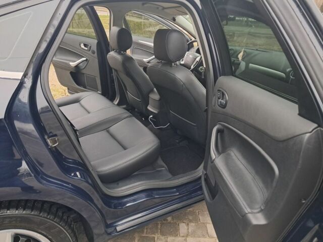 Синий Форд Мондео, объемом двигателя 2 л и пробегом 265 тыс. км за 7200 $, фото 15 на Automoto.ua