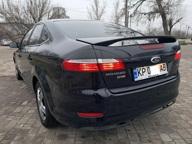 Синий Форд Мондео, объемом двигателя 2 л и пробегом 265 тыс. км за 7200 $, фото 2 на Automoto.ua