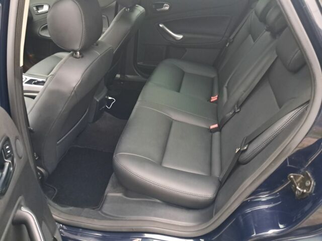 Синий Форд Мондео, объемом двигателя 2 л и пробегом 265 тыс. км за 7200 $, фото 17 на Automoto.ua