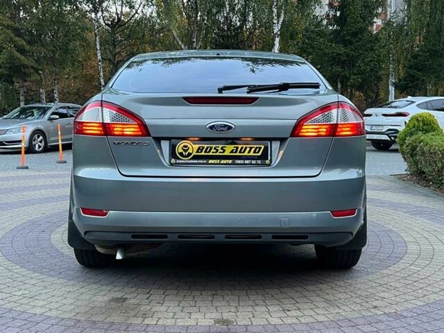 Синій Форд Мондео, об'ємом двигуна 2 л та пробігом 192 тис. км за 7500 $, фото 5 на Automoto.ua