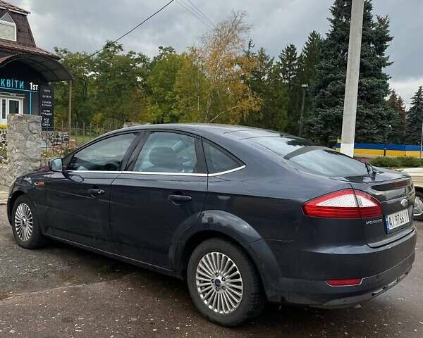 Синий Форд Мондео, объемом двигателя 1.8 л и пробегом 334 тыс. км за 5300 $, фото 6 на Automoto.ua