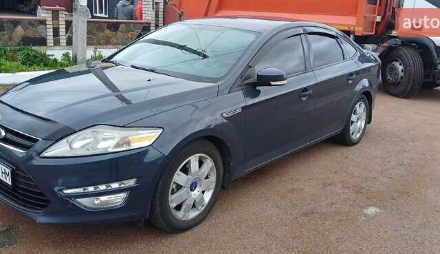Синий Форд Мондео, объемом двигателя 1.6 л и пробегом 281 тыс. км за 7300 $, фото 4 на Automoto.ua
