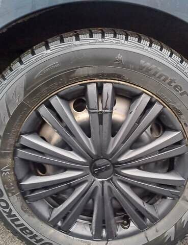 Синий Форд Мондео, объемом двигателя 1.6 л и пробегом 281 тыс. км за 7300 $, фото 5 на Automoto.ua