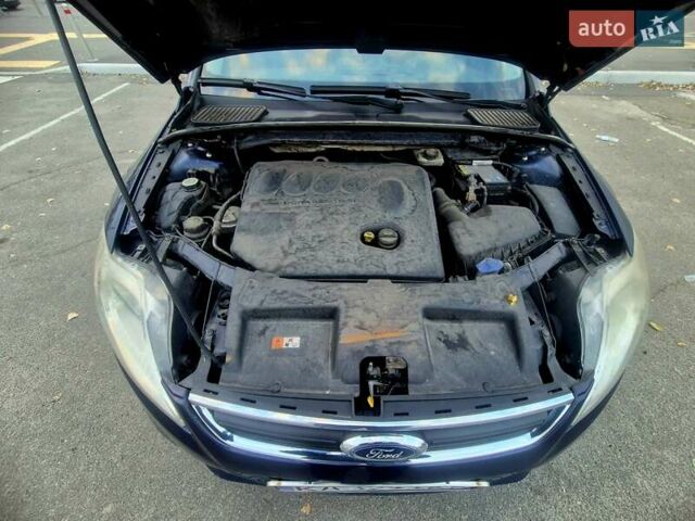 Синий Форд Мондео, объемом двигателя 2 л и пробегом 277 тыс. км за 6300 $, фото 10 на Automoto.ua
