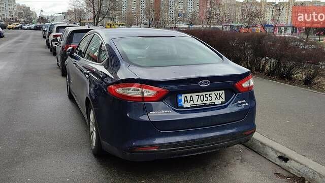 Синій Форд Мондео, об'ємом двигуна 2 л та пробігом 48 тис. км за 19400 $, фото 2 на Automoto.ua
