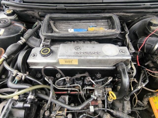 Синий Форд Мондео, объемом двигателя 1.8 л и пробегом 77 тыс. км за 1200 $, фото 12 на Automoto.ua