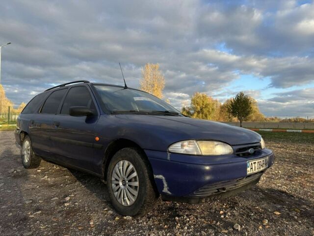 Синій Форд Мондео, об'ємом двигуна 0 л та пробігом 284 тис. км за 800 $, фото 1 на Automoto.ua