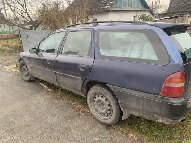 Синий Форд Мондео, объемом двигателя 1.8 л и пробегом 361 тыс. км за 1700 $, фото 1 на Automoto.ua