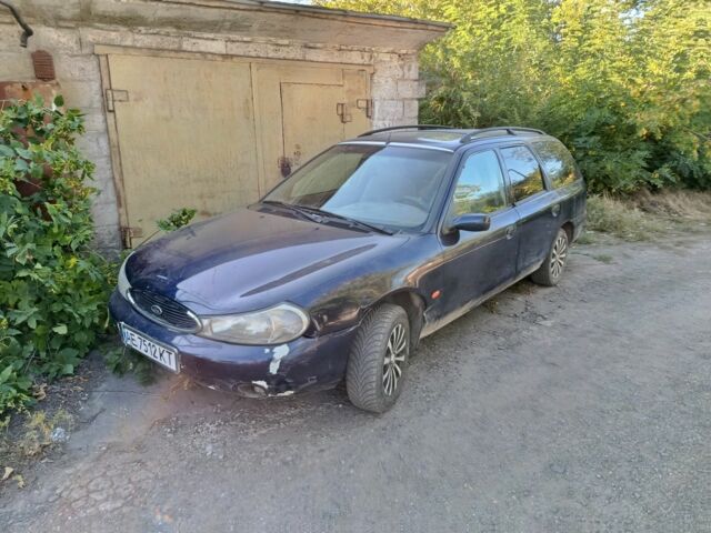 Форд Мондео 1996 в Кривом Роге на Automoto.ua Синий Форд Мондео, объемом двигателя 1.8 л и пробегом 272 тыс. км за 1600 $, фото 1 на Automoto.ua