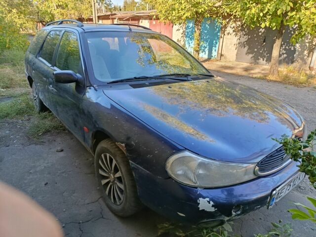 Форд Мондео 1996 в Кривом Роге на Automoto.ua Синий Форд Мондео, объемом двигателя 1.8 л и пробегом 272 тыс. км за 1600 $, фото 3 на Automoto.ua