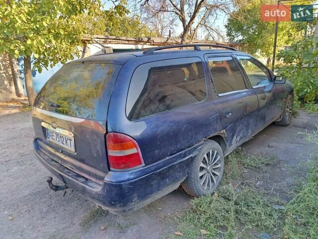 Форд Мондео 1996 в Кривом Роге на Automoto.ua Синий Форд Мондео, объемом двигателя 1.8 л и пробегом 272 тыс. км за 1600 $, фото 1 на Automoto.ua