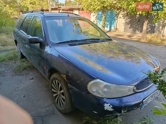 Форд Мондео 1996 в Кривом Роге на Automoto.ua Синий Форд Мондео, объемом двигателя 1.8 л и пробегом 272 тыс. км за 1600 $, фото 2 на Automoto.ua