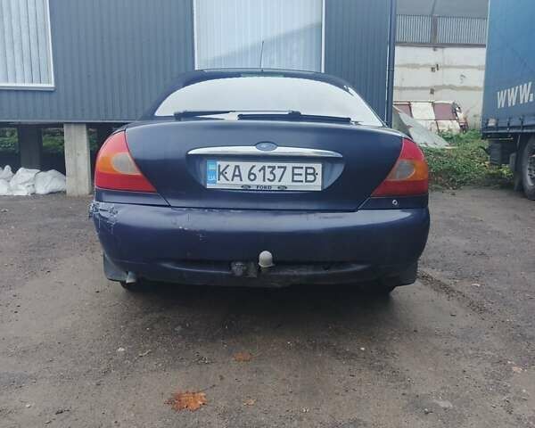 Синій Форд Мондео, об'ємом двигуна 1.8 л та пробігом 287 тис. км за 1300 $, фото 5 на Automoto.ua