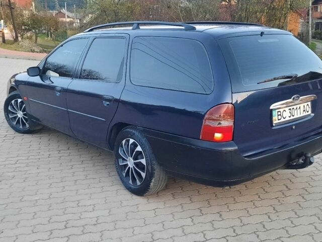 Синий Форд Мондео, объемом двигателя 0 л и пробегом 342 тыс. км за 900 $, фото 5 на Automoto.ua
