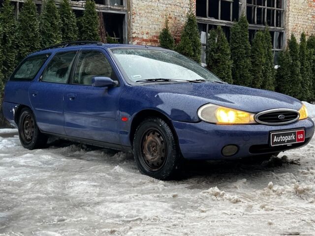 Синій Форд Мондео, об'ємом двигуна 1.8 л та пробігом 312 тис. км за 1890 $, фото 26 на Automoto.ua