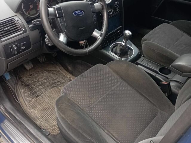 Синій Форд Мондео, об'ємом двигуна 2.5 л та пробігом 2 тис. км за 1900 $, фото 5 на Automoto.ua