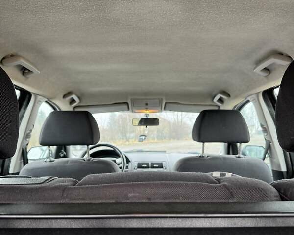 Синий Форд Мондео, объемом двигателя 2 л и пробегом 320 тыс. км за 3899 $, фото 23 на Automoto.ua