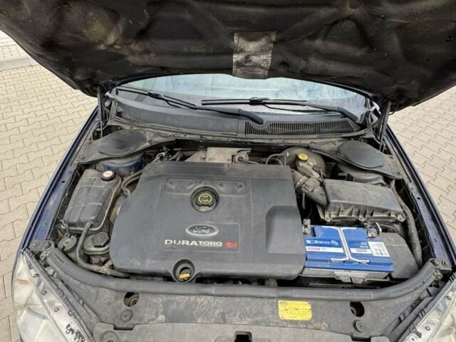 Синий Форд Мондео, объемом двигателя 2 л и пробегом 280 тыс. км за 3400 $, фото 5 на Automoto.ua