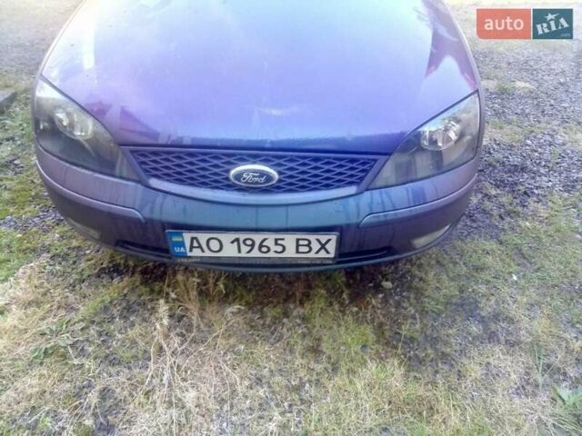 Синий Форд Мондео, объемом двигателя 2 л и пробегом 422 тыс. км за 3000 $, фото 4 на Automoto.ua