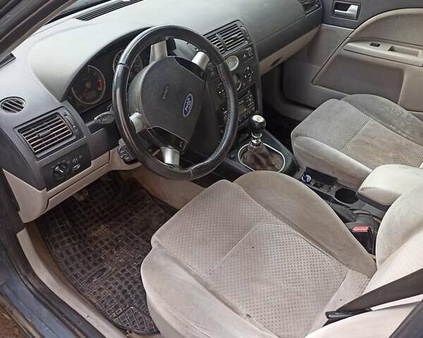 Форд Мондео 2001 в Вышгороде на Automoto.ua Синий Форд Мондео, объемом двигателя 2 л и пробегом 300 тыс. км за 4100 $, фото 11 на Automoto.ua