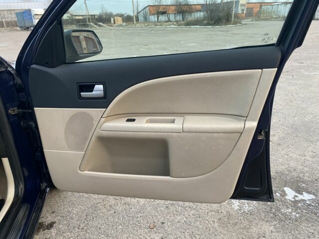 Синий Форд Мондео, объемом двигателя 2 л и пробегом 360 тыс. км за 1850 $, фото 13 на Automoto.ua