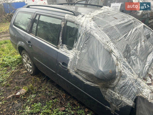 Синий Форд Мондео, объемом двигателя 2 л и пробегом 350 тыс. км за 3200 $, фото 1 на Automoto.ua