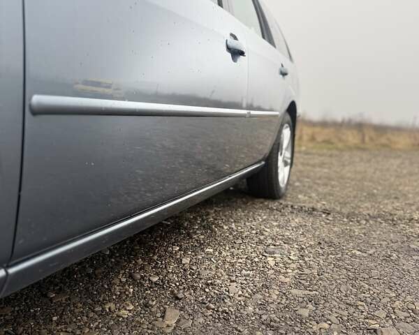 Синий Форд Мондео, объемом двигателя 2 л и пробегом 320 тыс. км за 3899 $, фото 6 на Automoto.ua