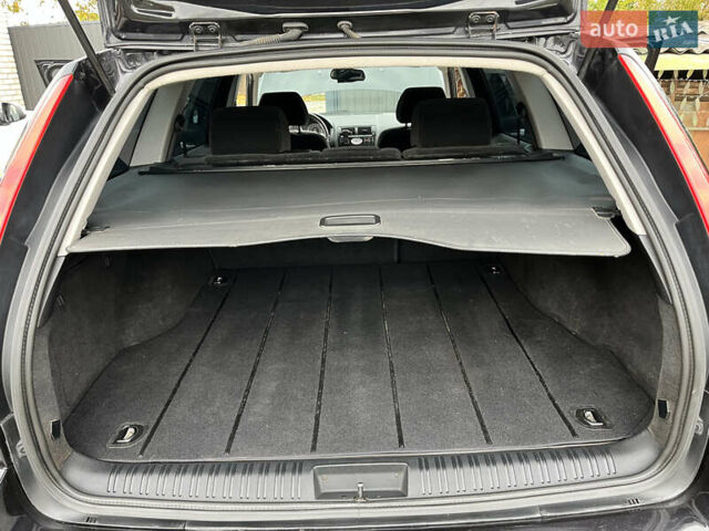 Форд Мондео 2002 у Вінниці на Automoto.ua Синій Форд Мондео, об'ємом двигуна 2 л та пробігом 272 тис. км за 3960 $, фото 8 на Automoto.ua