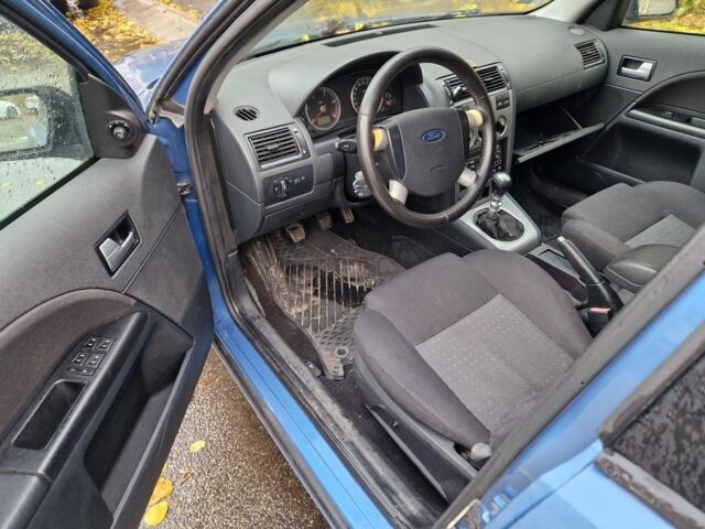 Синий Форд Мондео, объемом двигателя 2 л и пробегом 414 тыс. км за 2300 $, фото 1 на Automoto.ua