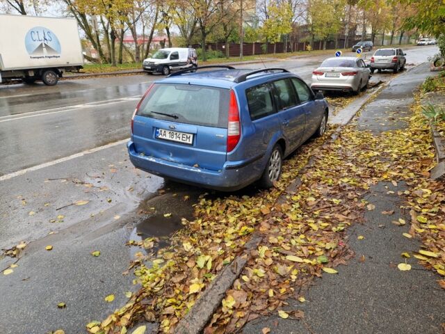 Синий Форд Мондео, объемом двигателя 2 л и пробегом 414 тыс. км за 2300 $, фото 4 на Automoto.ua