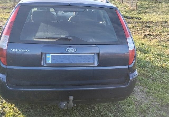 Синий Форд Мондео, объемом двигателя 2 л и пробегом 346 тыс. км за 2235 $, фото 11 на Automoto.ua