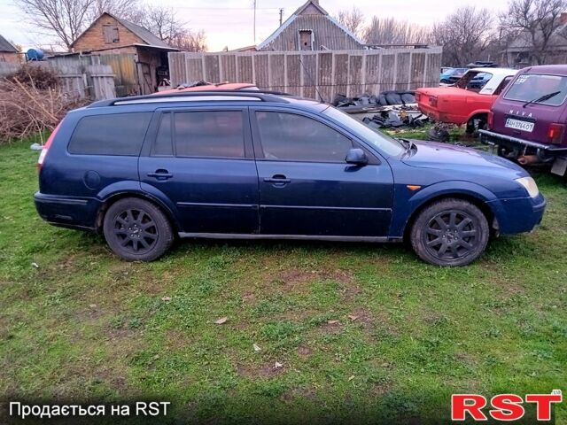 Синий Форд Мондео, объемом двигателя 1.8 л и пробегом 300 тыс. км за 1100 $, фото 2 на Automoto.ua