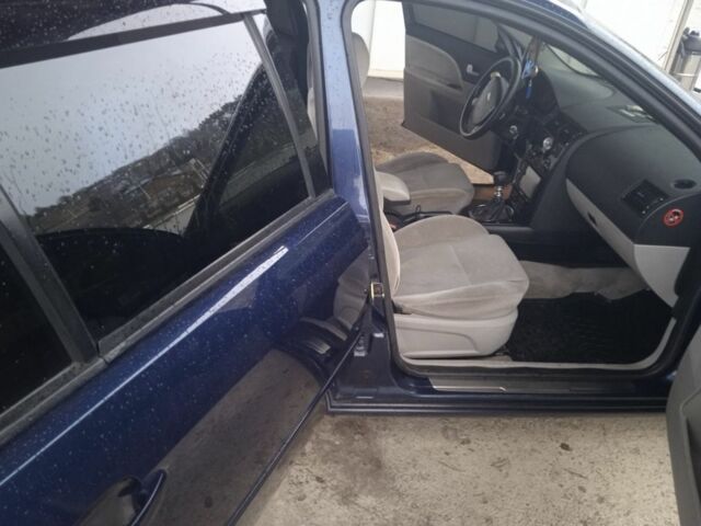 Форд Мондео 2002 в Черновцах на Automoto.ua Синий Форд Мондео, объемом двигателя 2 л и пробегом 330 тыс. км за 3200 $, фото 8 на Automoto.ua