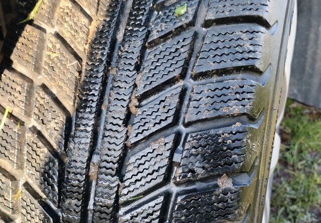 Синий Форд Мондео, объемом двигателя 2 л и пробегом 346 тыс. км за 2235 $, фото 4 на Automoto.ua