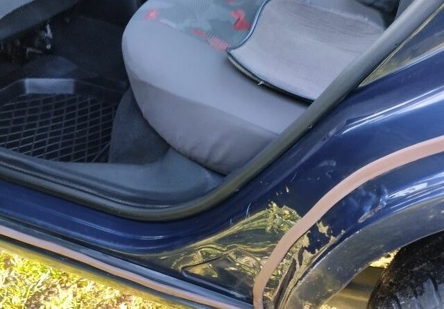 Синий Форд Мондео, объемом двигателя 2 л и пробегом 346 тыс. км за 2235 $, фото 13 на Automoto.ua