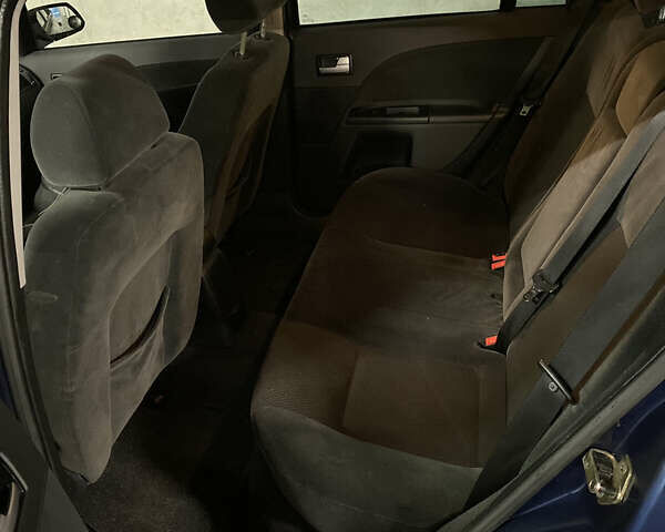 Синий Форд Мондео, объемом двигателя 2 л и пробегом 242 тыс. км за 4600 $, фото 16 на Automoto.ua