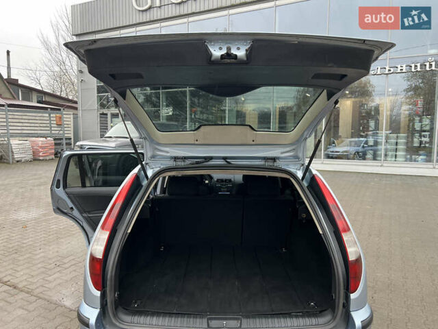 Синий Форд Мондео, объемом двигателя 2 л и пробегом 300 тыс. км за 2399 $, фото 10 на Automoto.ua