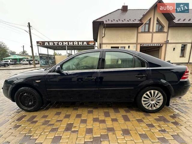 Форд Мондео 2004 в Тернополе на Automoto.ua Синий Форд Мондео, объемом двигателя 1.8 л и пробегом 230 тыс. км за 2800 $, фото 3 на Automoto.ua