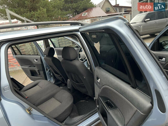 Синий Форд Мондео, объемом двигателя 2 л и пробегом 300 тыс. км за 2399 $, фото 9 на Automoto.ua