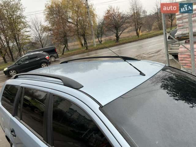 Синий Форд Мондео, объемом двигателя 2 л и пробегом 300 тыс. км за 2399 $, фото 2 на Automoto.ua