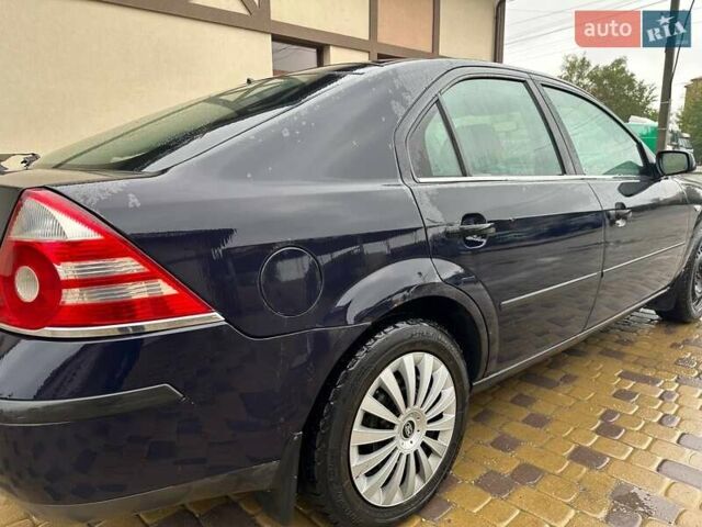 Форд Мондео 2004 в Тернополе на Automoto.ua Синий Форд Мондео, объемом двигателя 1.8 л и пробегом 230 тыс. км за 2800 $, фото 7 на Automoto.ua