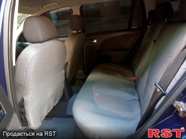 Синий Форд Мондео, объемом двигателя 2 л и пробегом 500 тыс. км за 3500 $, фото 6 на Automoto.ua