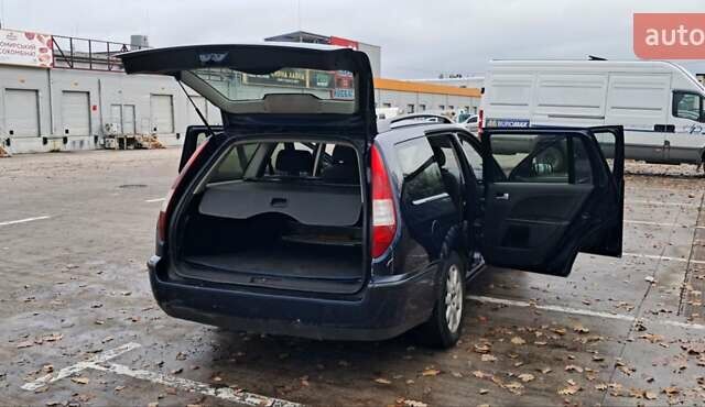 Синий Форд Мондео, объемом двигателя 2 л и пробегом 385 тыс. км за 3500 $, фото 12 на Automoto.ua