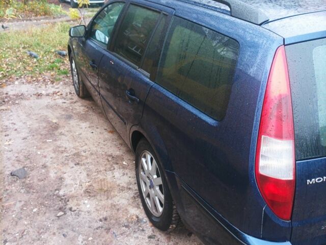 Синий Форд Мондео, объемом двигателя 2 л и пробегом 383 тыс. км за 3500 $, фото 14 на Automoto.ua